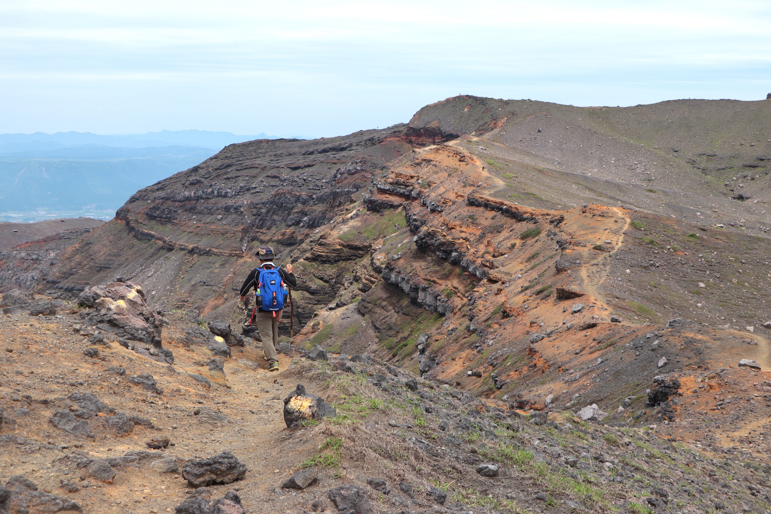 阿蘇山登山ガイド　高岳・中岳・南岳をめぐる火山ルート | 山と高原地図Web