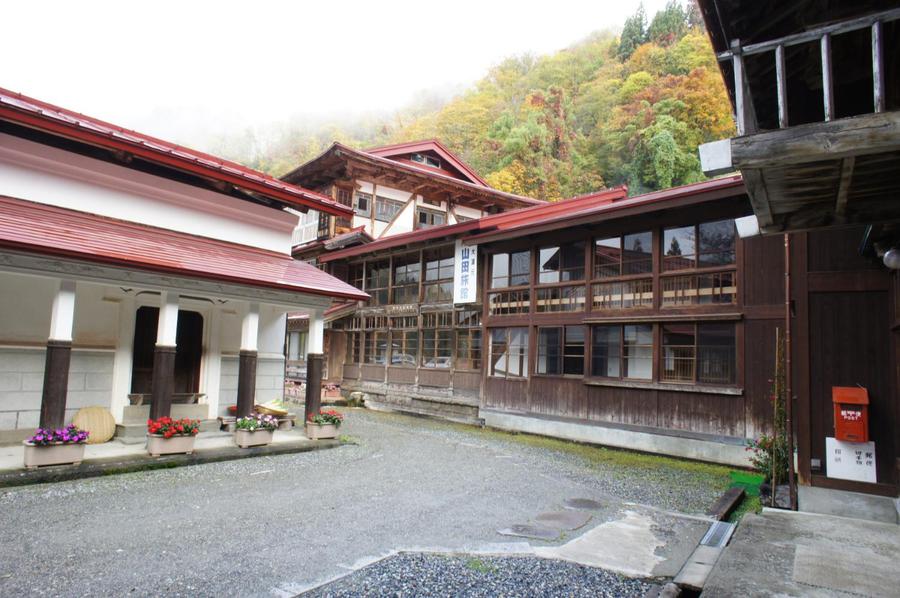 画像出典:山田旅館 | 一般社団法人 日本秘湯を守る会